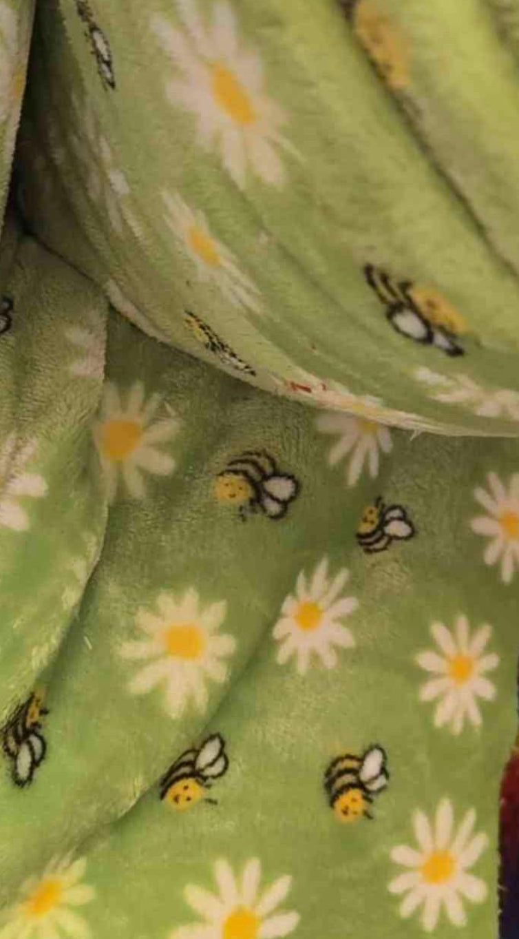 Cuddle fleece patterned fabric material