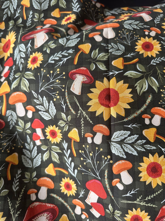 Autumn fall 100% cottons fabric Material gonks leaves pumpkins